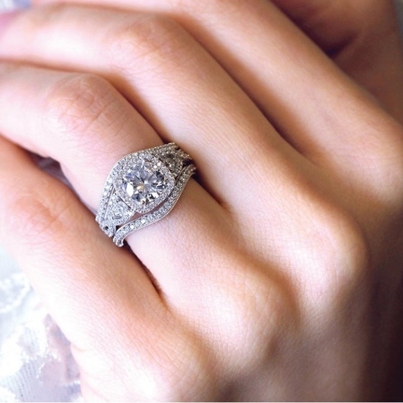 STERLING SILVER DIAMOND  WEDDING SET - Picture 9 of 11